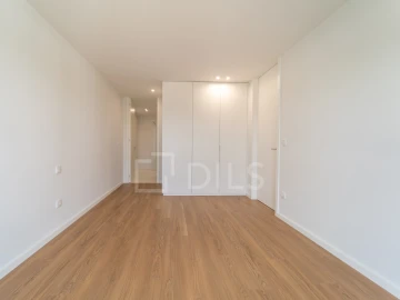 Apartamento T1 para Venda em Cidade da Maia