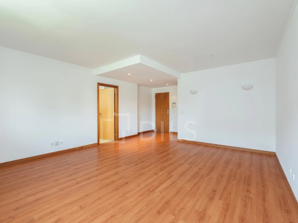 Apartamento T2 para Venda em Santa Clara Foto 4