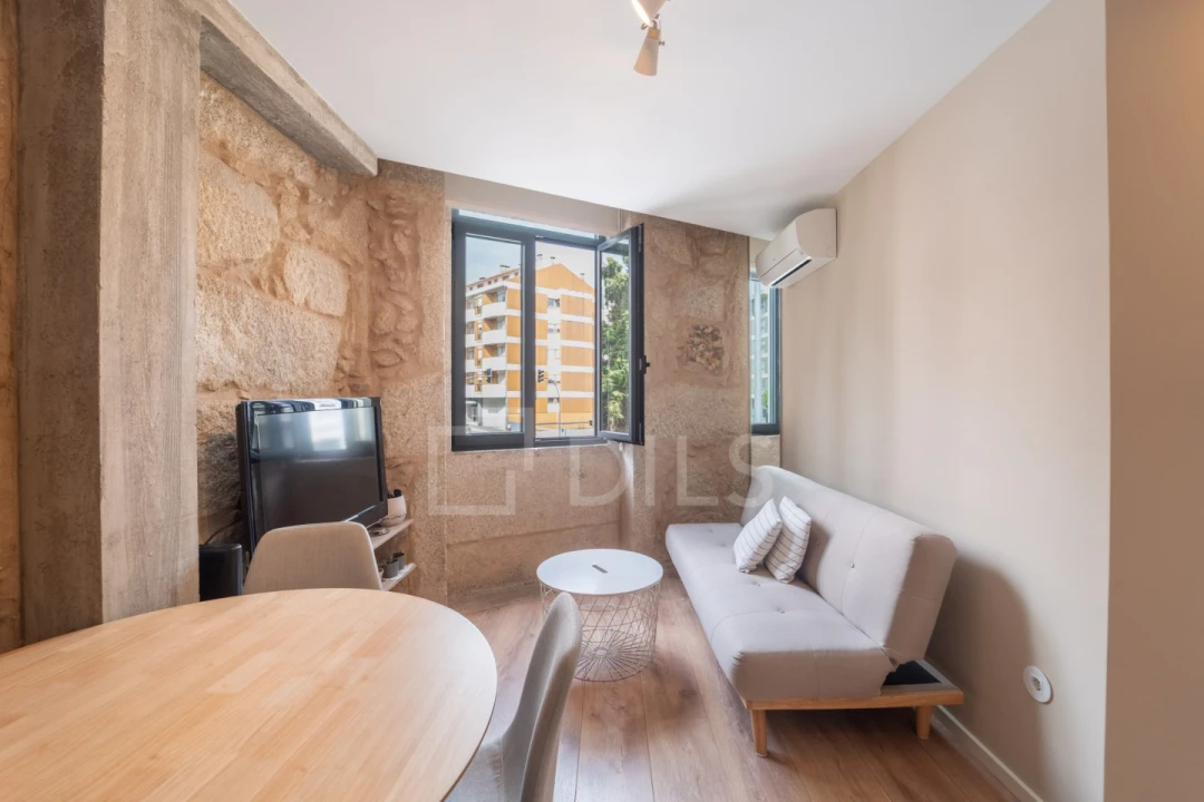 Apartamento T1 para Arrendamento em Campanhã Foto 2