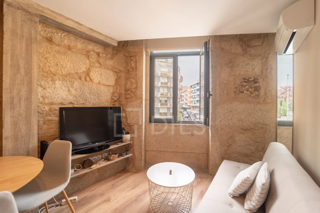Apartamento T1 para Arrendamento em Campanhã Foto 6