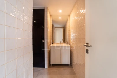 Apartamento T1 para Arrendamento em Campanhã