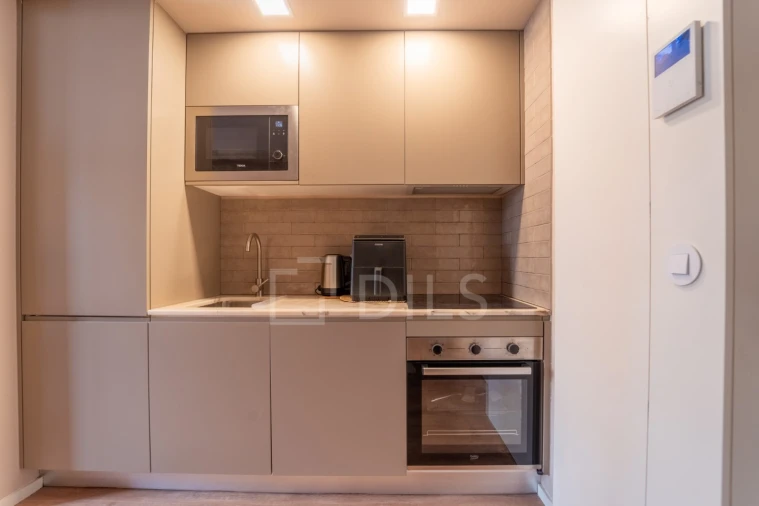 Apartamento T1 para Arrendamento em Campanhã Foto 8