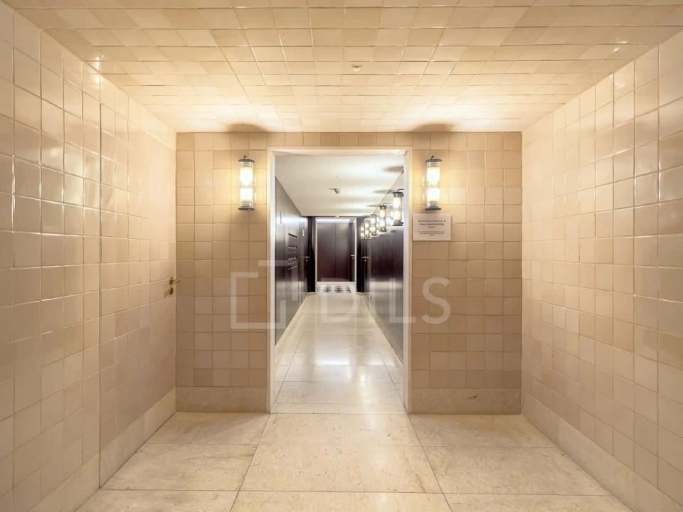 Apartamento T2 para Venda em Santo António Foto 20