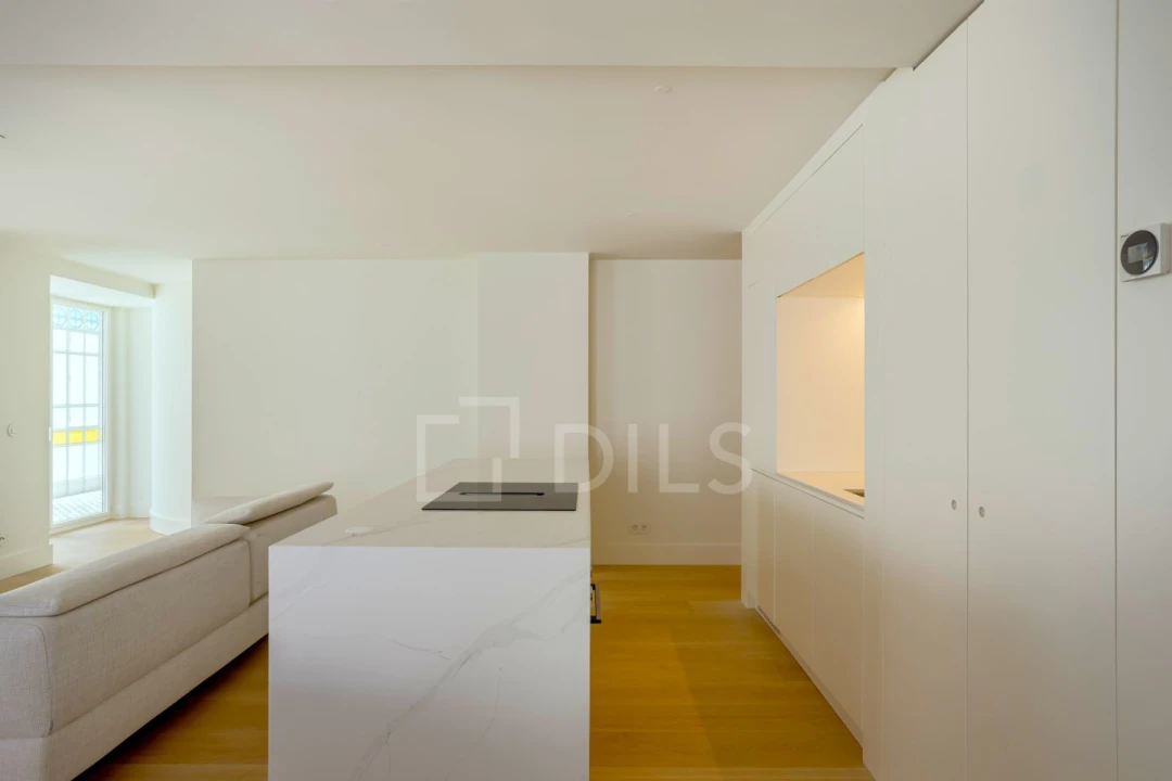 Apartamento T2 para Venda em Santo António Foto 11
