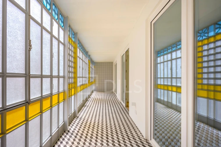 Apartamento T2 para Venda em Santo António Foto 2