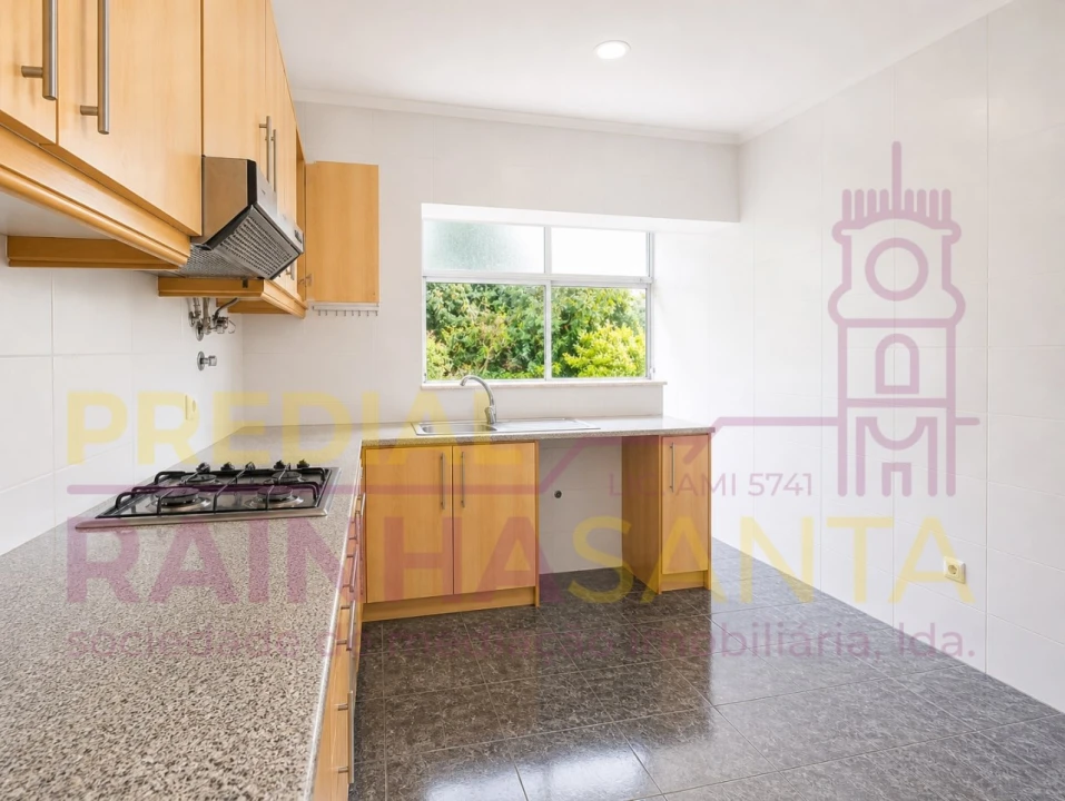 Apartamento T2 para Venda em Sé Nova, Santa Cruz, Almedina e São Bartolomeu Foto 1