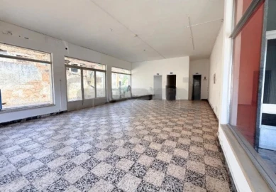 Loja para Arrendamento em São João Baptista e Santa Maria dos Olivais