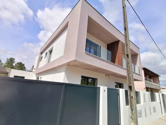 Moradia T3 para Venda em Fernao Ferro Foto 21
