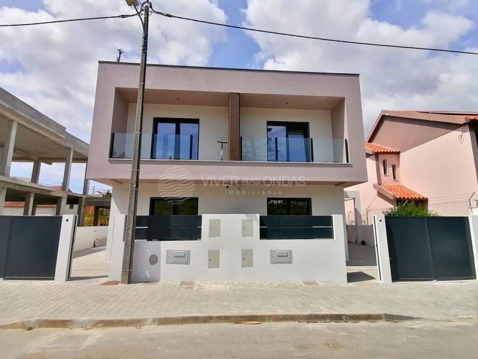Moradia T3 para Venda em Fernao Ferro Foto 21