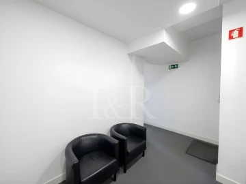 Escritório para Arrendamento em Santa Maria Maior