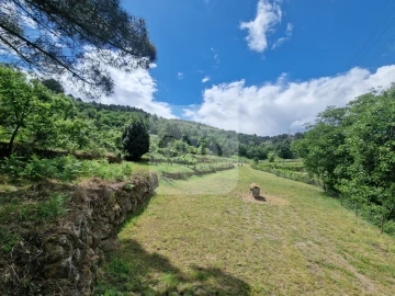 Terreno para Venda em Parada de Cunhos