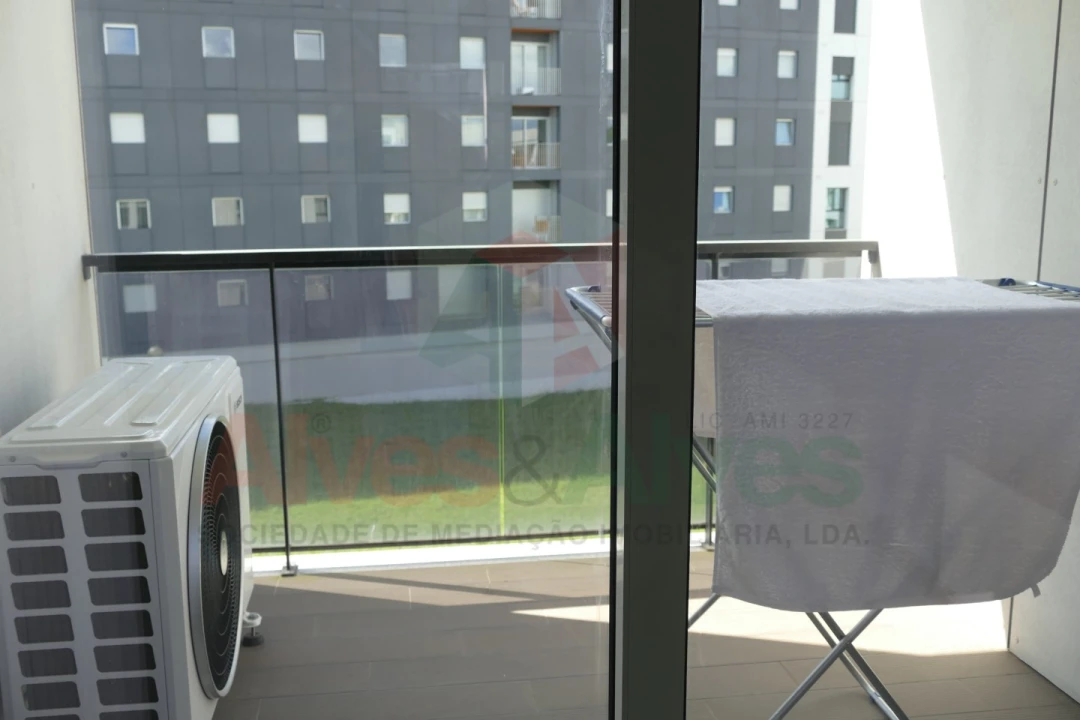 Apartamento T2 para Venda em Cidade da Maia Foto 12