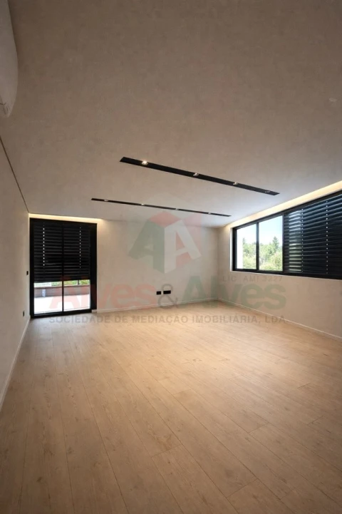 Apartamento T3 para Venda em Gondomar (São Cosme), Valbom e Jovim