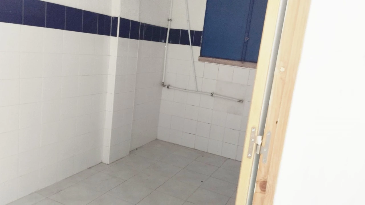 Armazém para Arrendamento em Falagueira-Venda Nova Foto 3