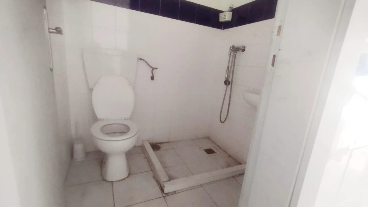 Armazém para Arrendamento em Falagueira-Venda Nova Foto 5