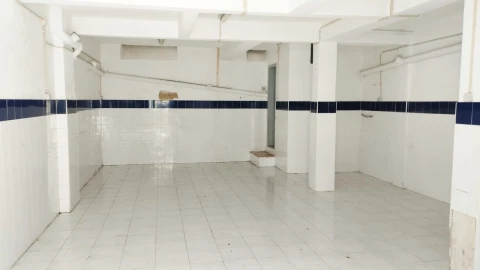 Armazém para Arrendamento em Falagueira-Venda Nova