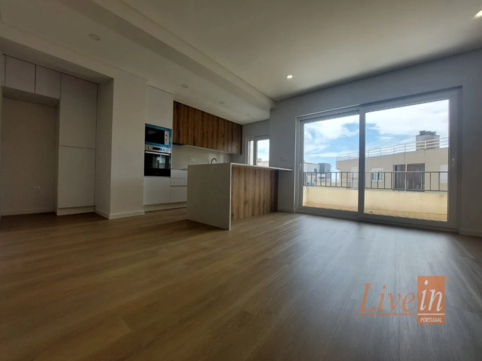 Apartamento T2 para Venda em Ericeira Foto 2