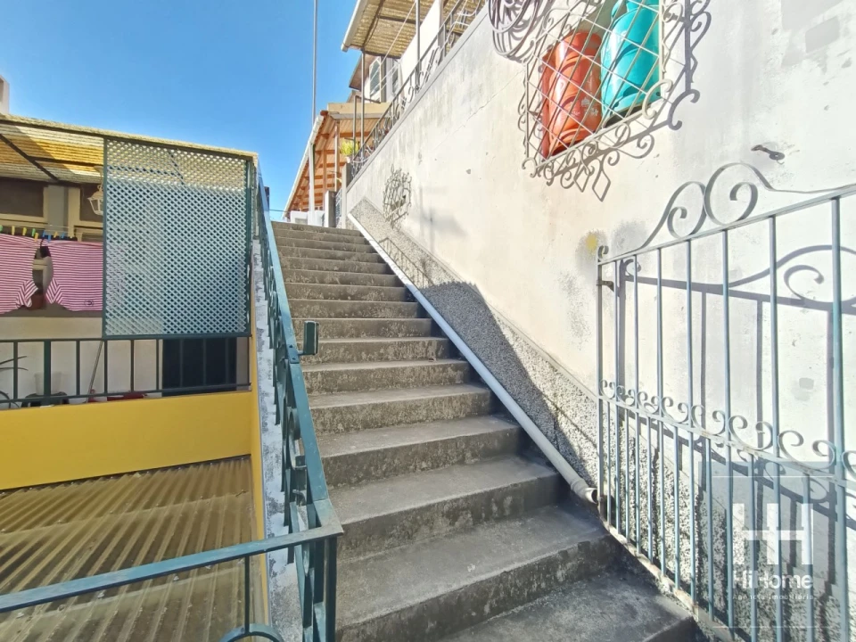 Moradia T2 para Venda em Funchal (São Pedro) Foto 3