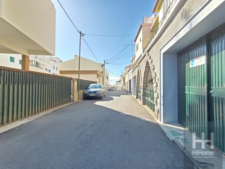 Moradia T2 para Venda em Funchal (São Pedro) Foto 29