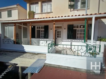 Moradia T2 para Venda em Funchal (São Pedro)