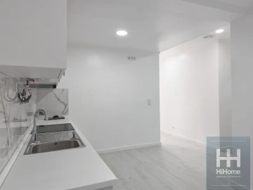 Moradia T2 para Venda em Funchal (São Pedro)