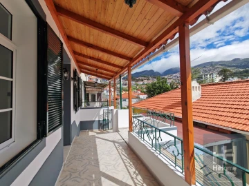 Moradia T2 para Venda em Funchal (São Pedro)