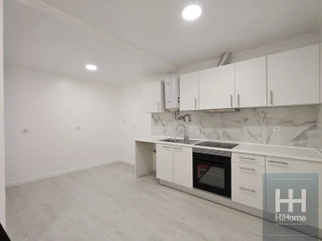 Moradia T2 para Venda em Funchal (São Pedro)
