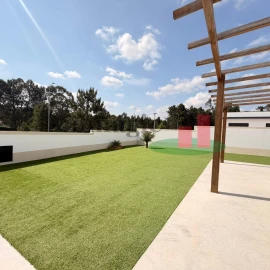 Moradia T4 para Venda em Rio Maior