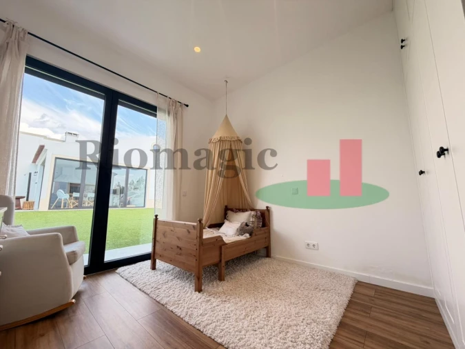 Moradia T4 para Venda em Rio Maior Foto 22