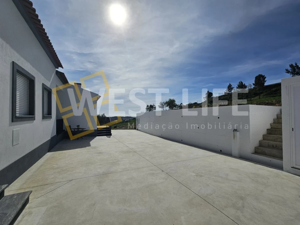 Moradia T2 para Arrendamento em Mafra Foto 4