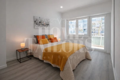 Apartamento T3 para Venda em Benfica