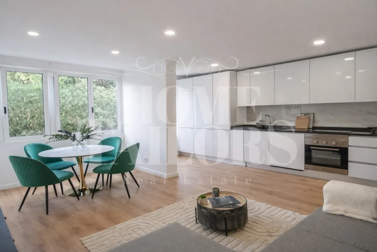 Apartamento T3 para Venda em Benfica Foto 2