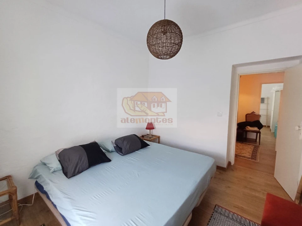 Moradia T2 para Venda em Torrão Foto 12