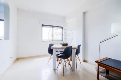 Apartamento T2 para Venda em Alhandra, São João dos Montes e Calhandriz