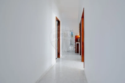 Apartamento T2 para Venda em Alhandra, São João dos Montes e Calhandriz