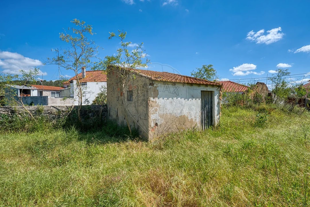 Moradia T3 para Venda em Vale de Santarem Foto 22