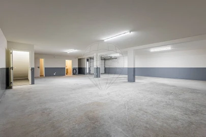 Moradia T4 para Venda em Aveiras de Cima