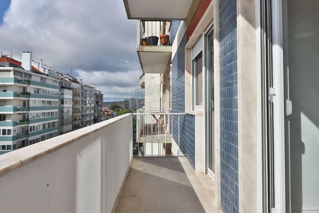 Apartamento T2 para Arrendamento em Avenidas Novas Foto 16