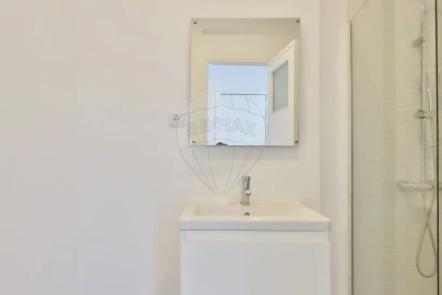 Apartamento T2 para Arrendamento em Avenidas Novas