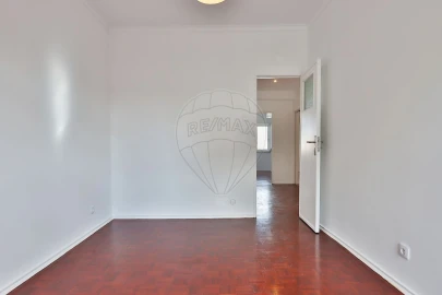 Apartamento T2 para Arrendamento em Avenidas Novas