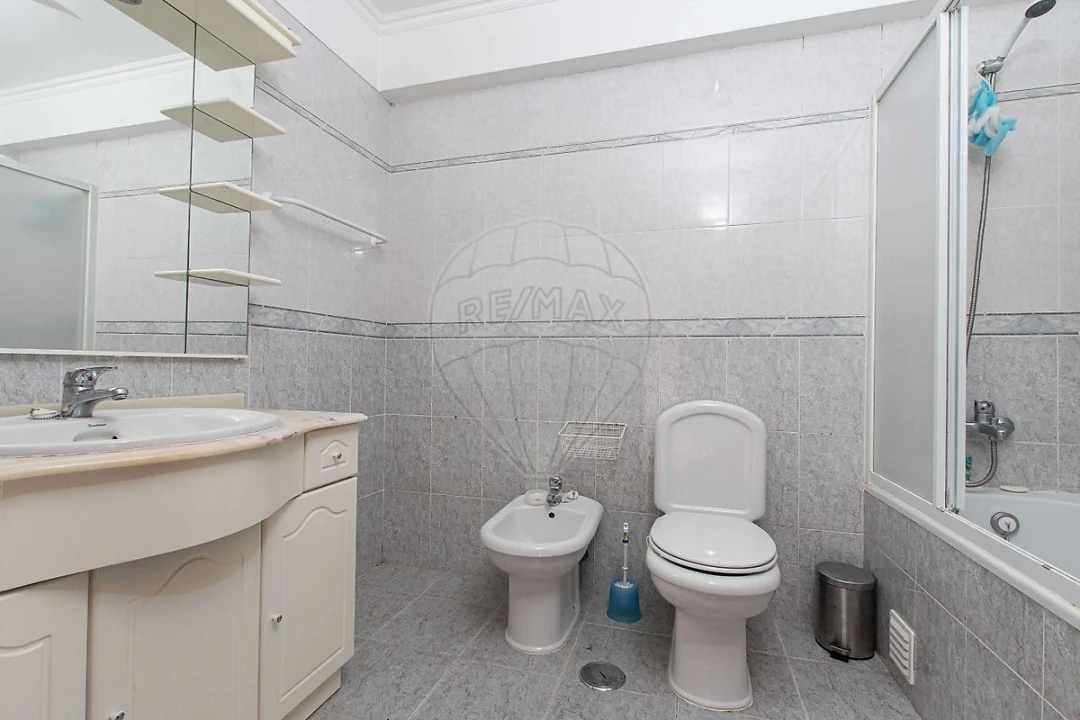 Apartamento T3 para Venda em Vila Franca de Xira Foto 12
