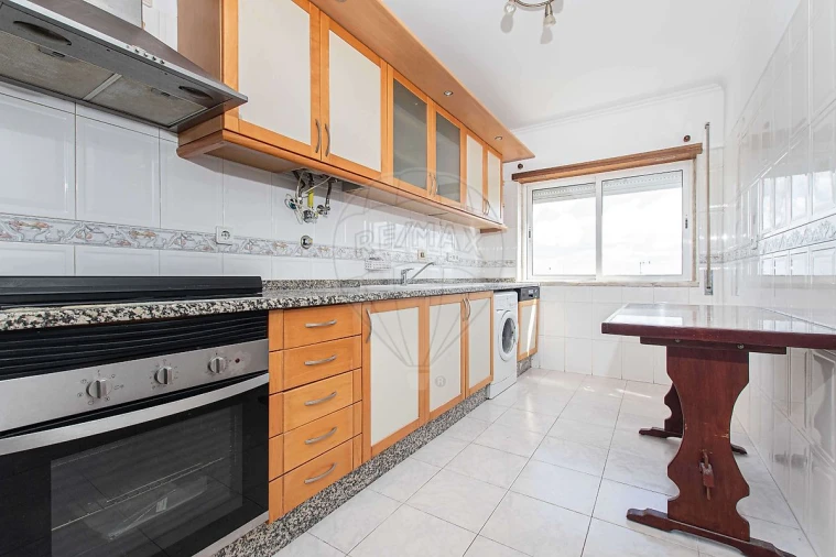 Apartamento T3 para Venda em Vila Franca de Xira Foto 25