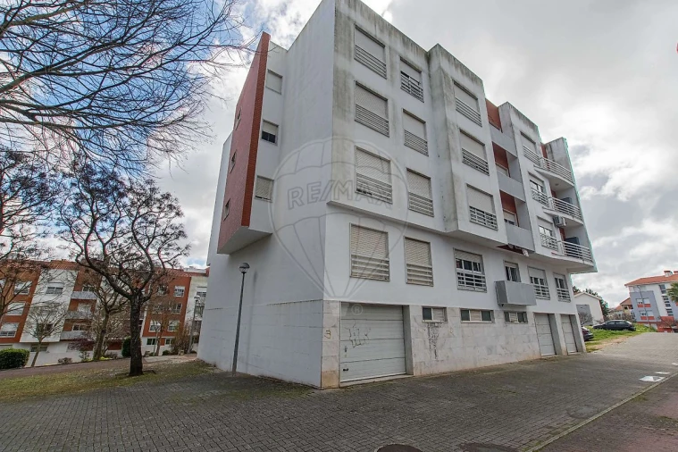 Apartamento T3 para Venda em Vila Franca de Xira Foto 2