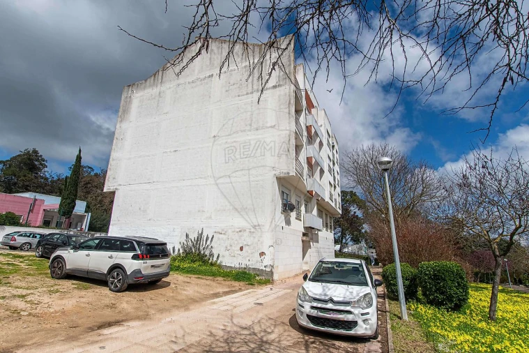 Apartamento T3 para Venda em Vila Franca de Xira Foto 4