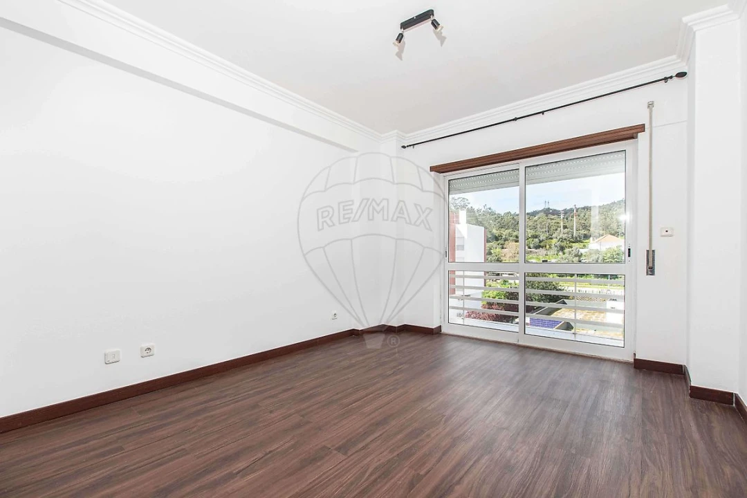 Apartamento T3 para Venda em Vila Franca de Xira Foto 10