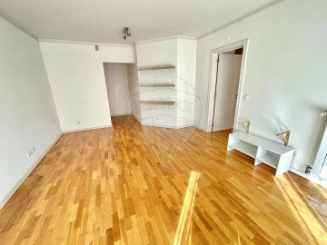 Apartamento T1 para Arrendamento em Campolide