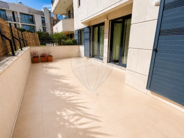 Apartamento T1 para Arrendamento em Campolide