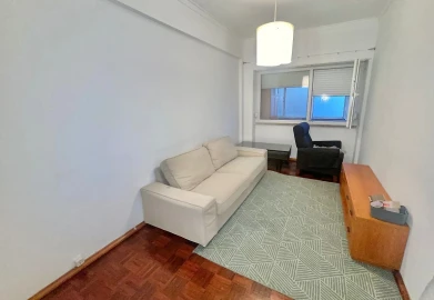 Apartamento T2 para Arrendamento em Marvila