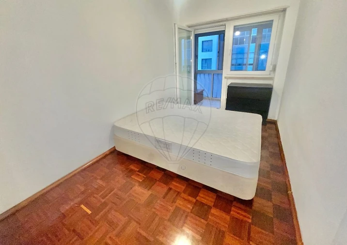 Apartamento T2 para Arrendamento em Marvila Foto 11