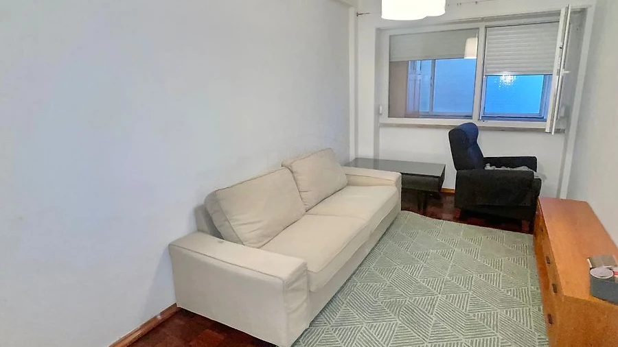 Apartamento T2 para Arrendamento em Marvila